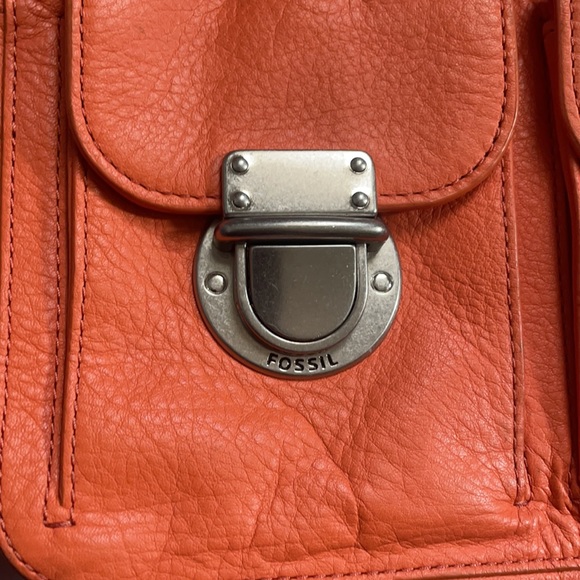 Orange fossil leather purse - Picture 2 of 5